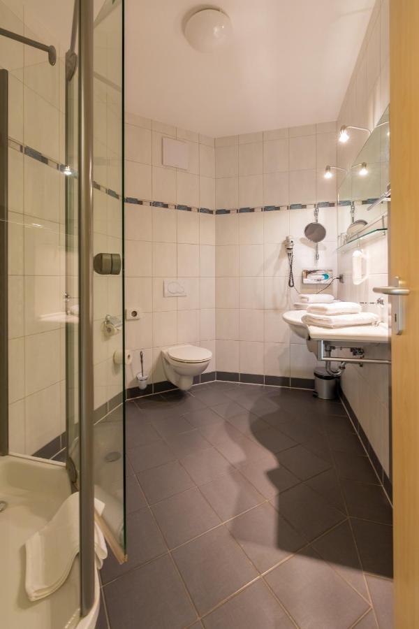 Business Vital Hotel Am Rennsteig Suhl Exterior photo