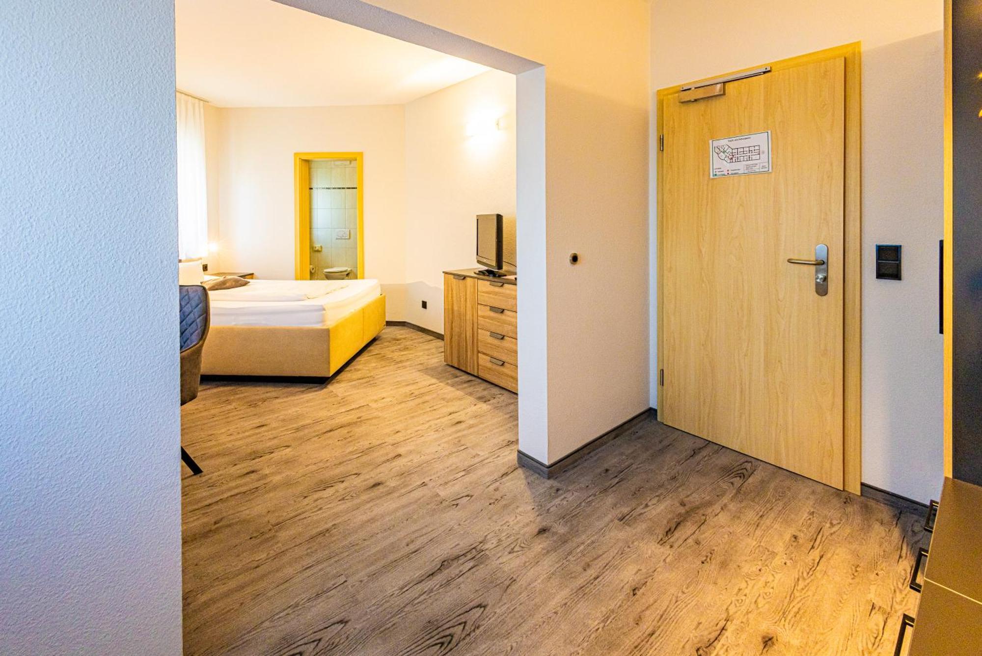 Business Vital Hotel Am Rennsteig Suhl Exterior photo