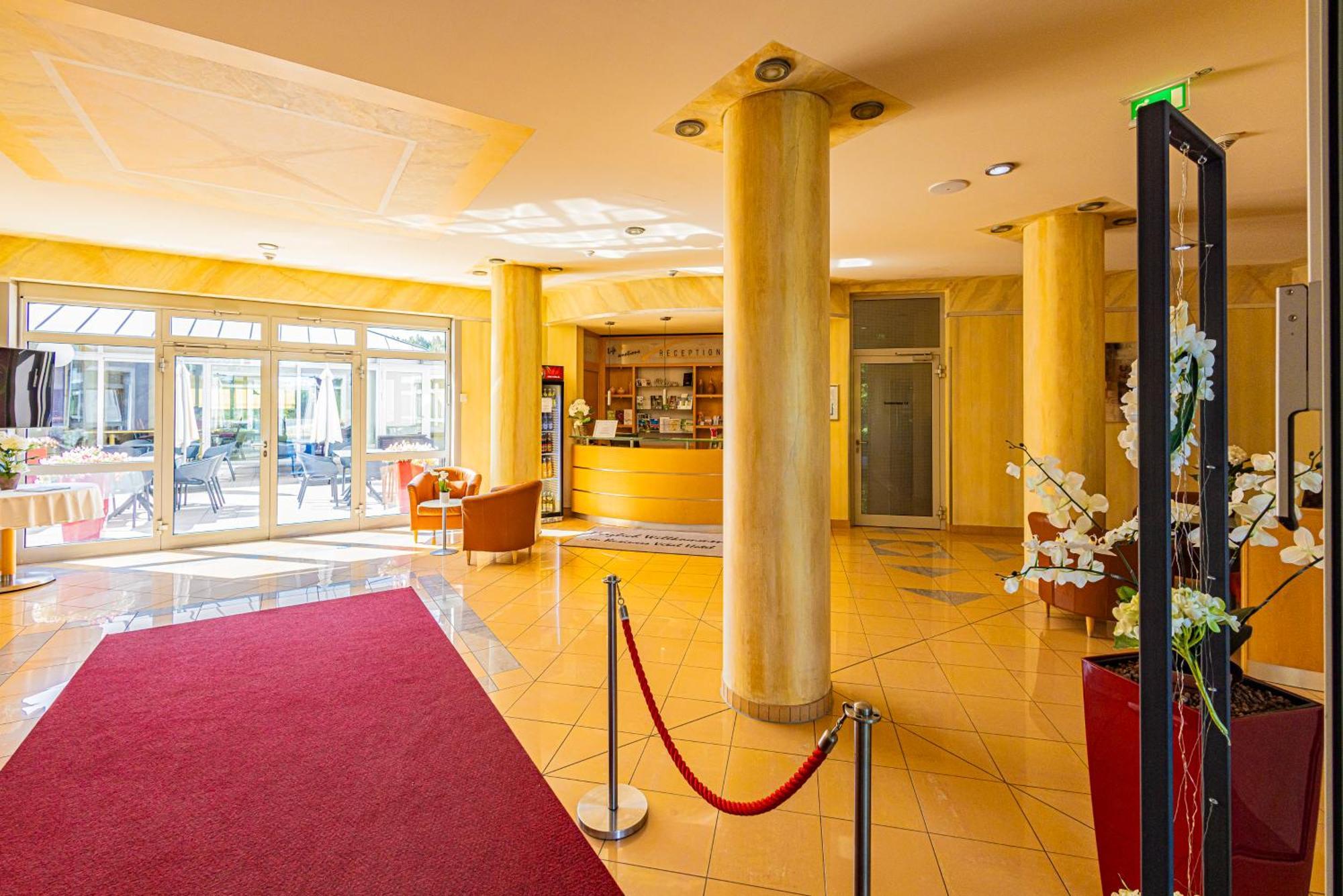 Business Vital Hotel Am Rennsteig Suhl Exterior photo