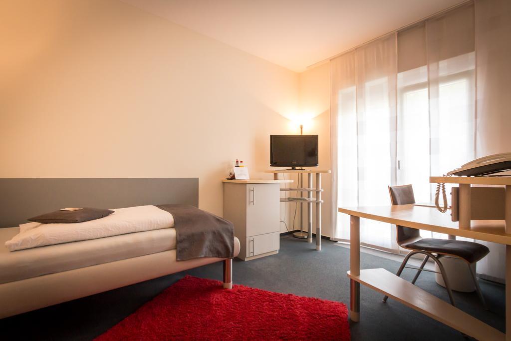 Business Vital Hotel Am Rennsteig Suhl Room photo